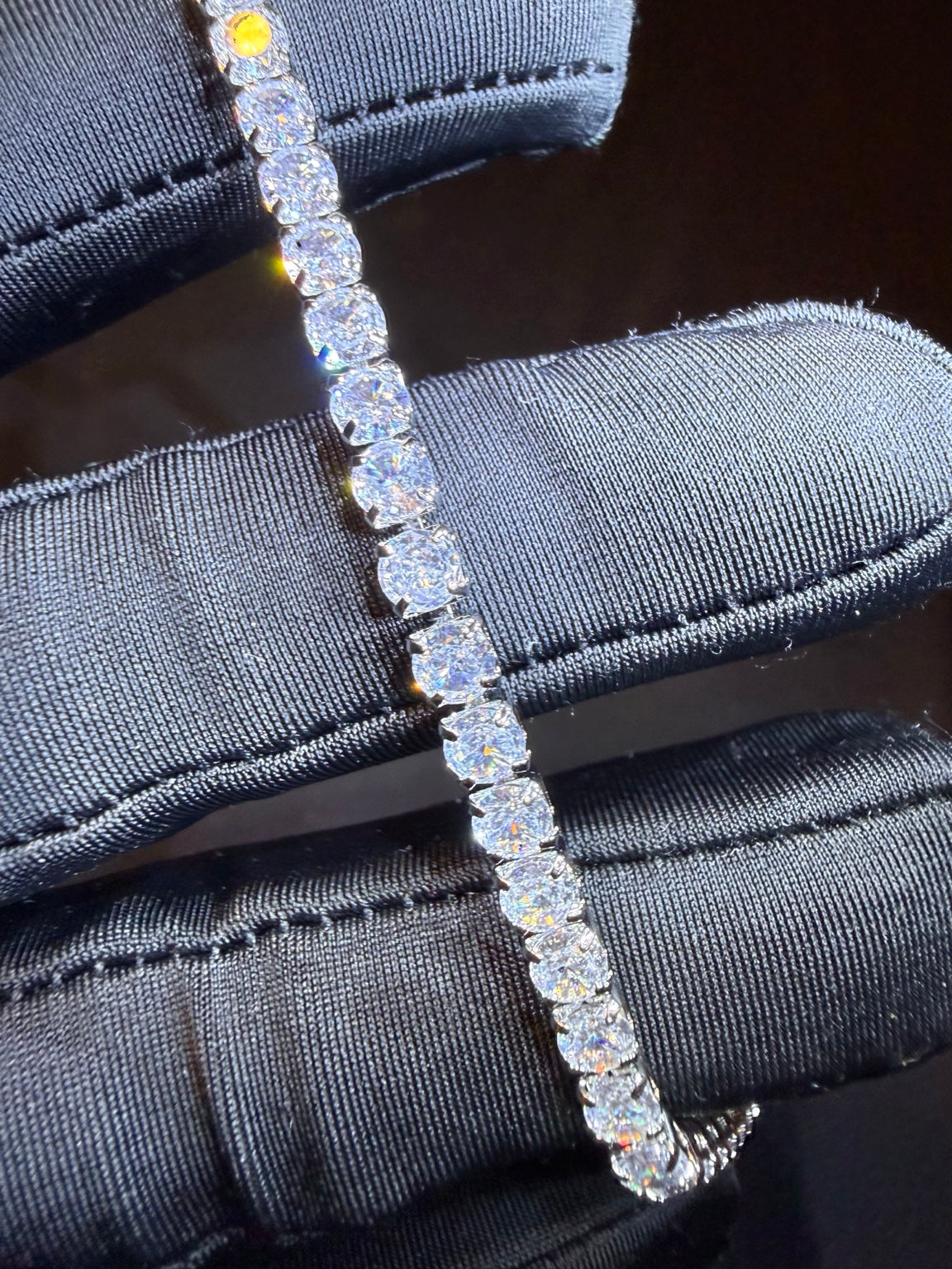 20" Iced Tennis Chain Necklace – Diamond Simulant Stones – White Gold Tone