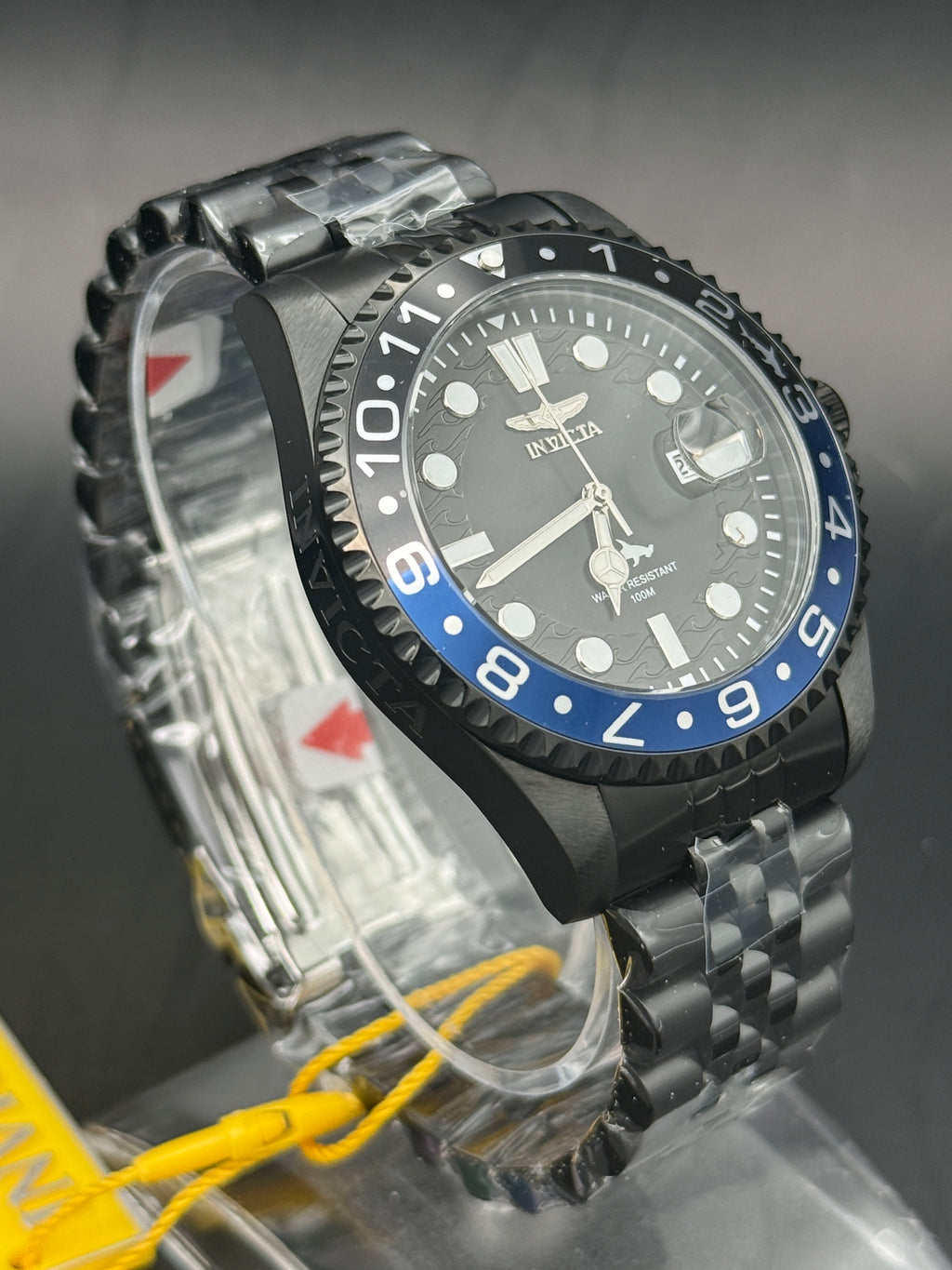 Invicta Pro Diver 30627 Men’s Black & Blue “Batman”