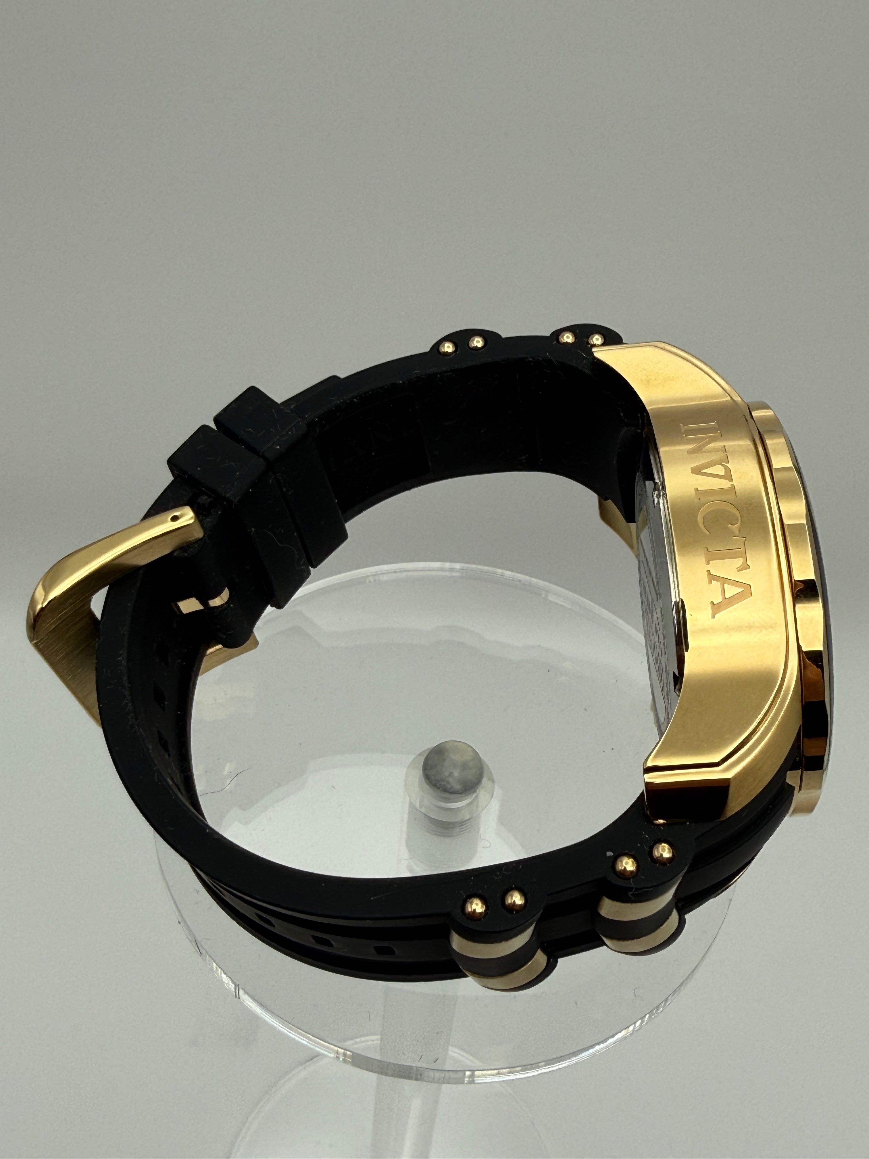 Invicta Scuba 6981 Black and Gold