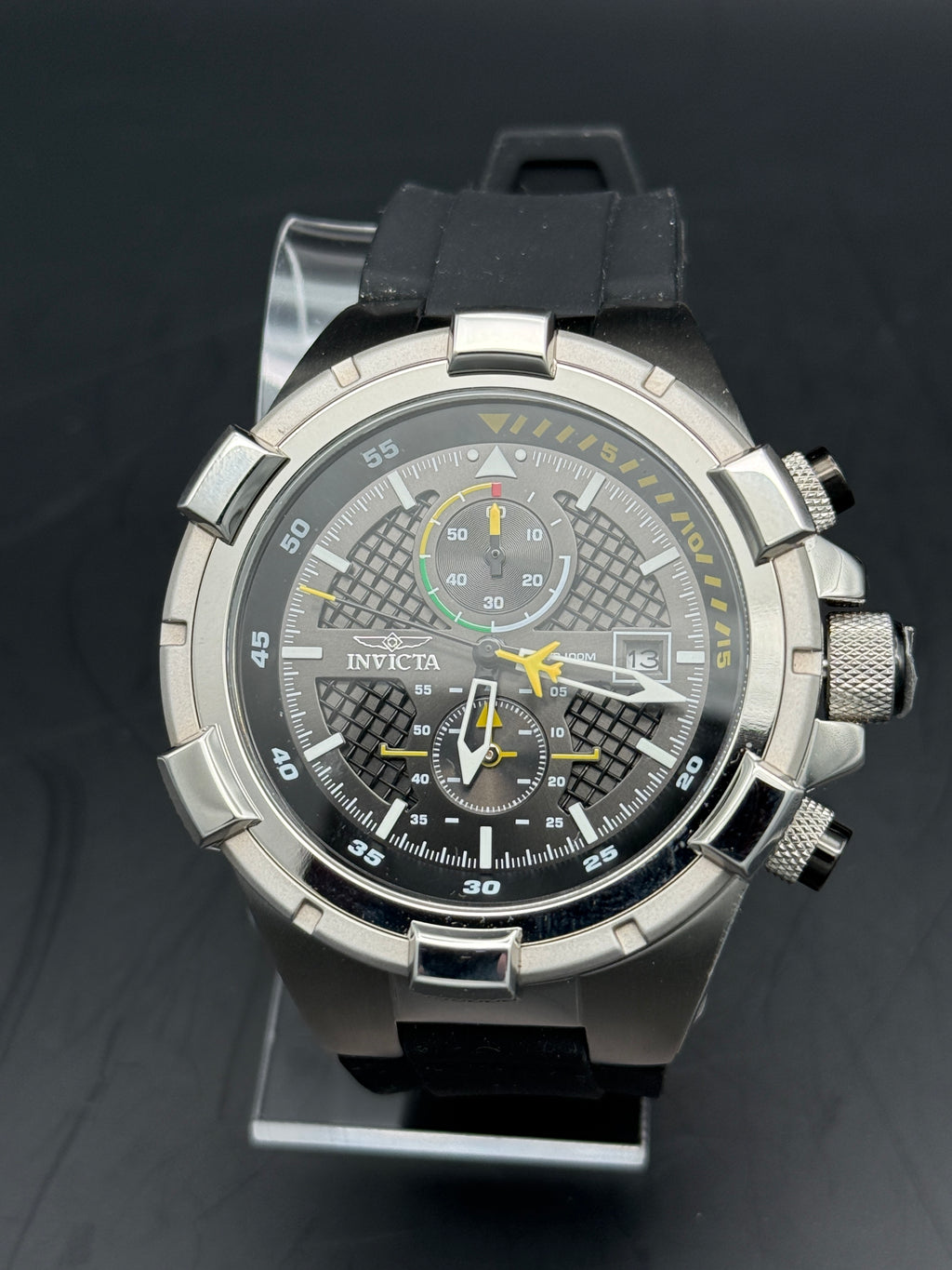Invicta Aviator Chronograph – Model 28102