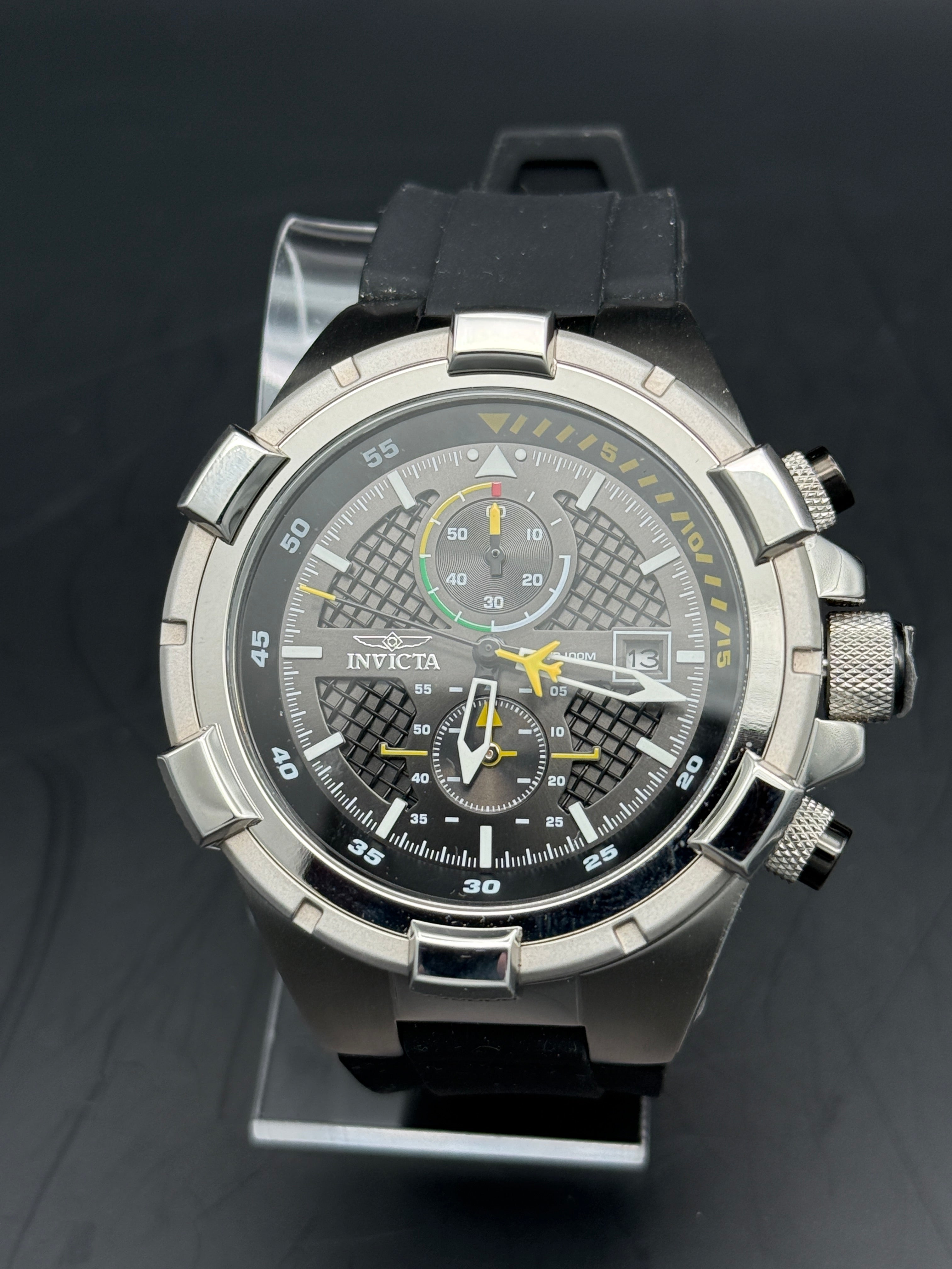 Invicta Aviator Chronograph – Model 28102