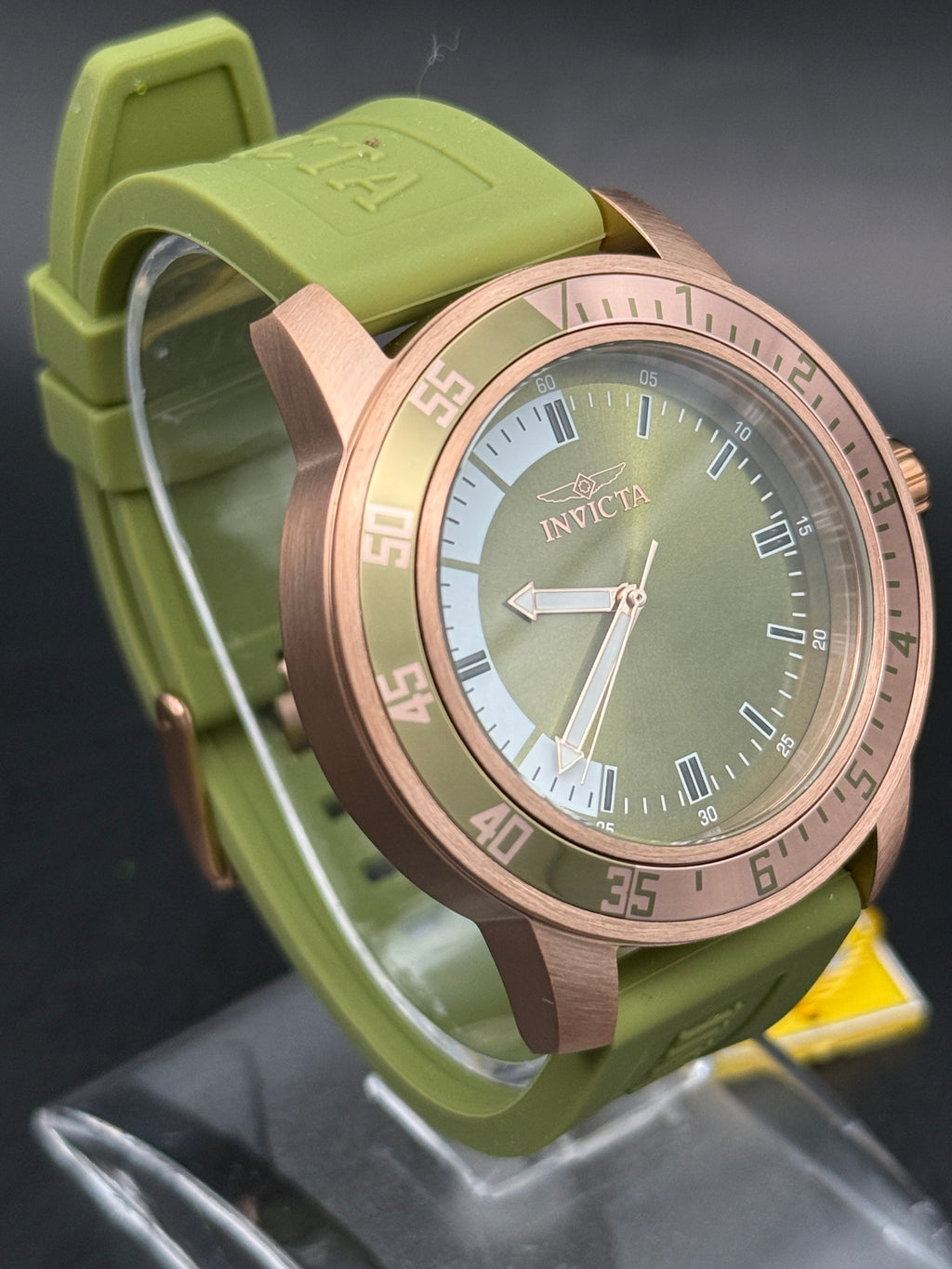 Invicta Specialty 35685