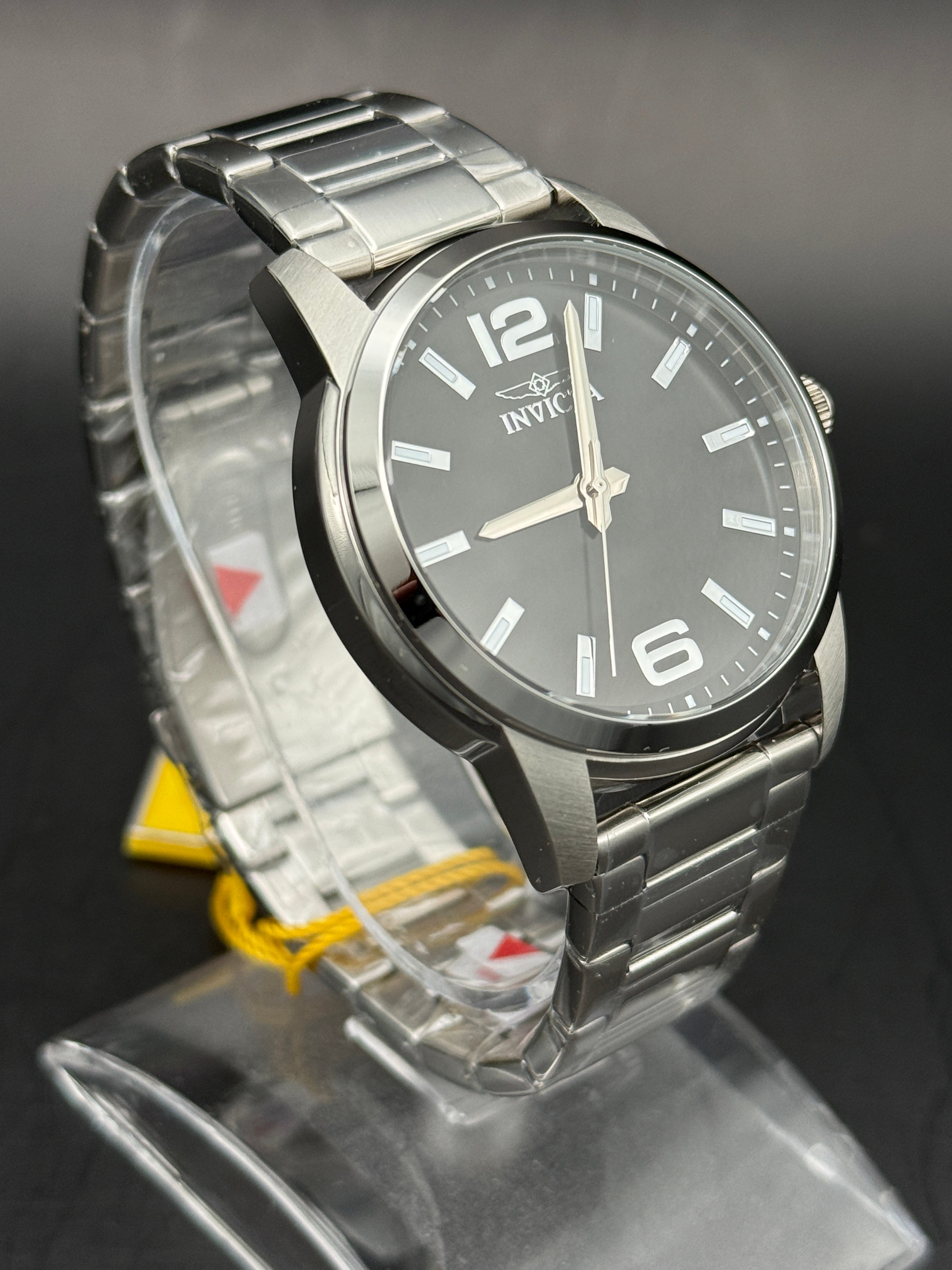 Invicta 48491 Men’s Black Dial Stainless Steel