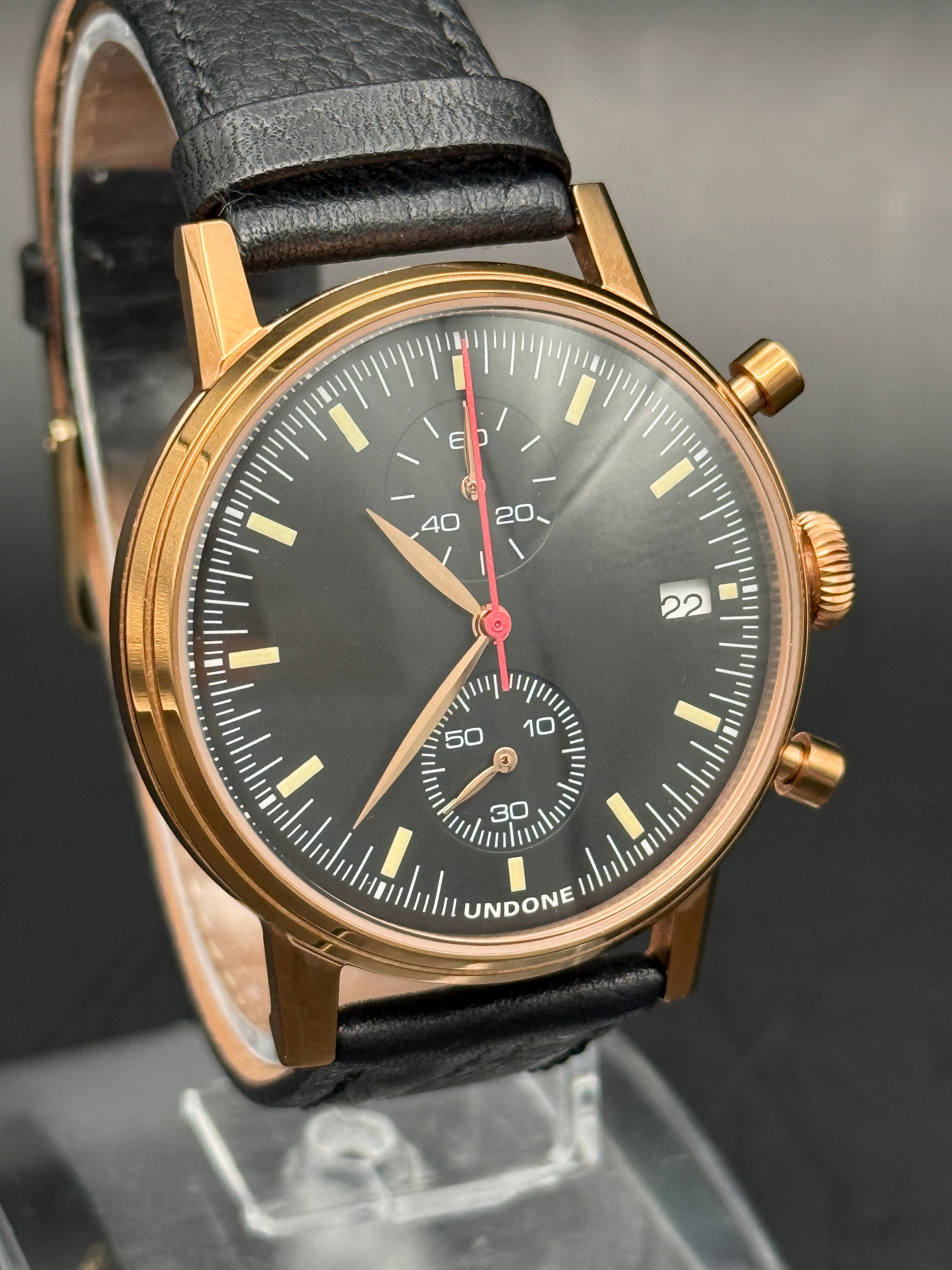 UNDONE The Urban Hybrid Meca-Quartz Chronograph – Rose Gold Tone